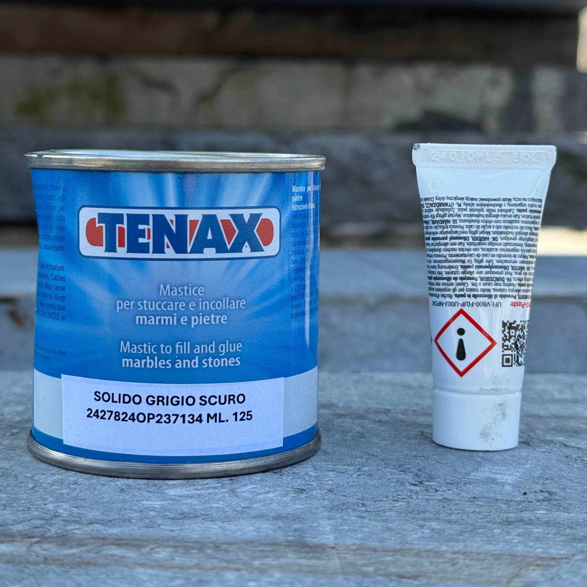 tenax Tenax Solido Grigio Scuro - Donkergrijs 2 componenten steenlijm - 125 ml (44)